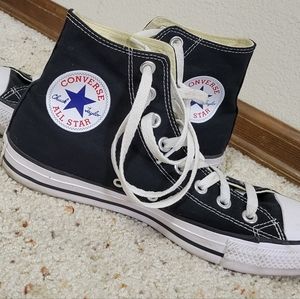 Black converse size 6.5 men's 8.5 women's